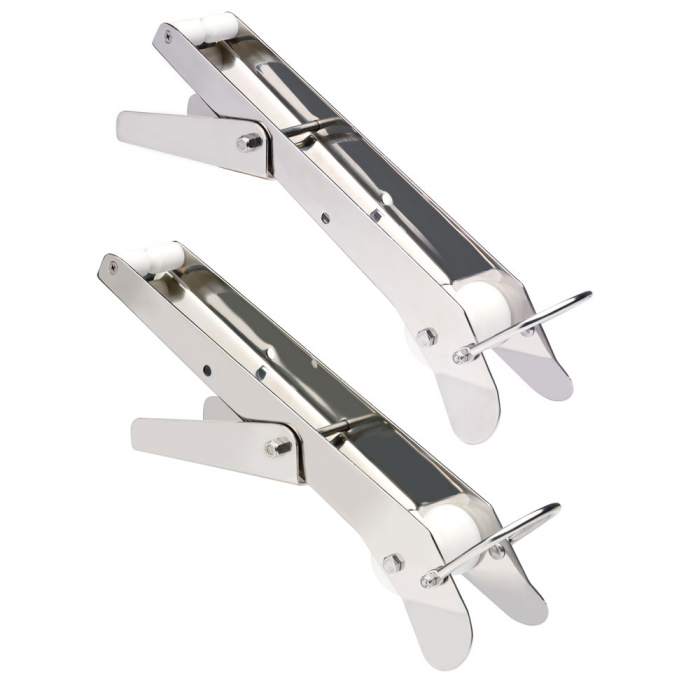 Maxwell Maxwell Extendable Hinged Bow Roller - $250.00 at Everest
