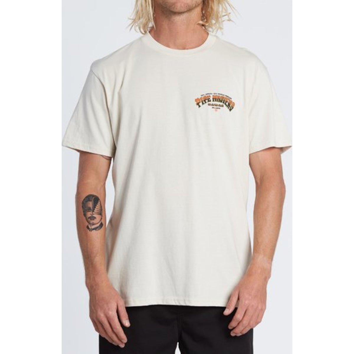 Everest Pipe Masters Tube Short Sleeve T-Shirt - ROCK / Medium - $28.97 at Everest