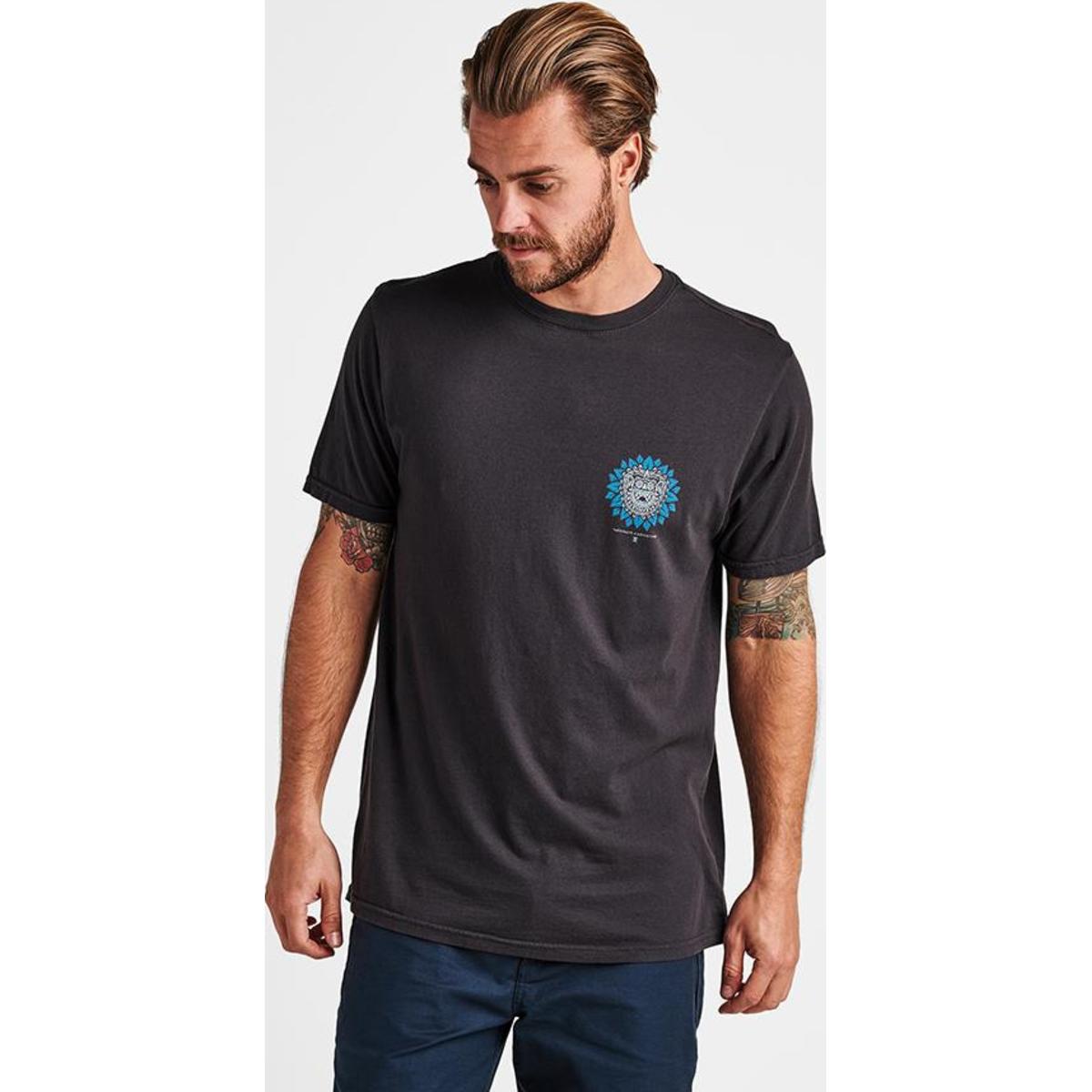 Everest Deity Shorts Sleeve Premium Tee - Black / Large - $32.25 at Everest