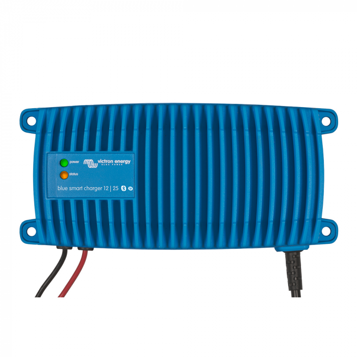 Victron_BlueSmart_IP67_Charger___12_25_1__120V